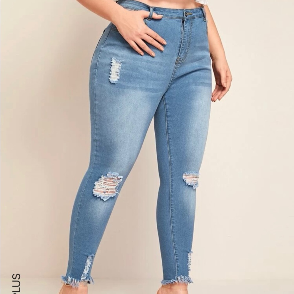 Shein Plus Size Ripped Raw Hem Skinny Jeans